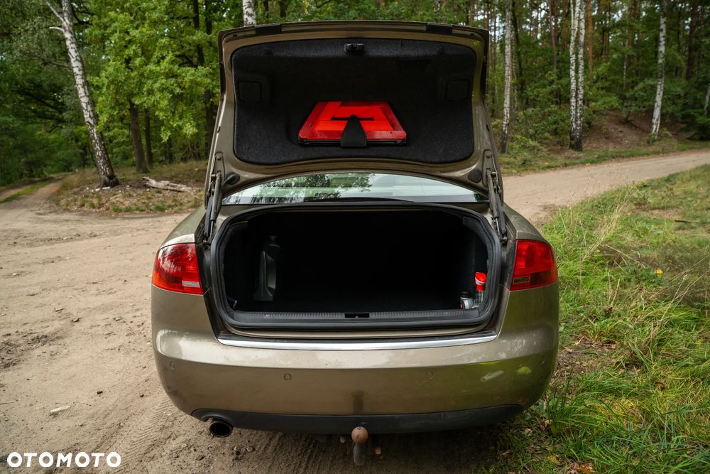 Audi A4 Limousine 2 - 22