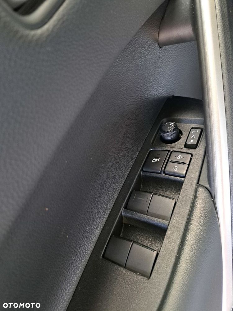 Toyota Corolla Cross - 27