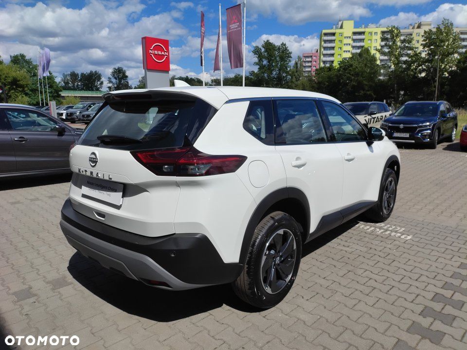 Nissan X-Trail - 4