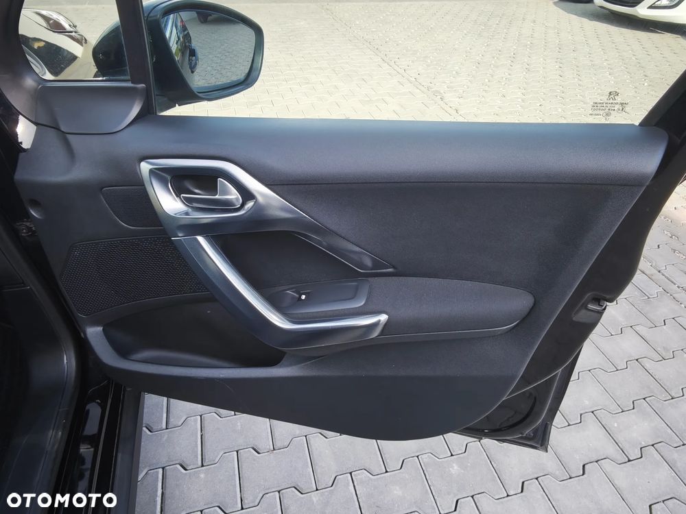 Peugeot 2008 BlueHDi FAP 120 STOP & START Crossway - 18