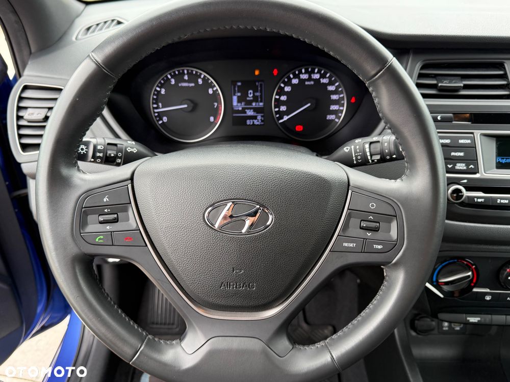 Hyundai i20 1.2 GO - 24