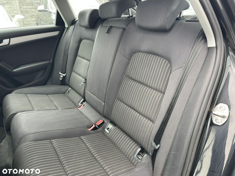 Audi A4 Avant 40 TDI quattro S tronic - 13