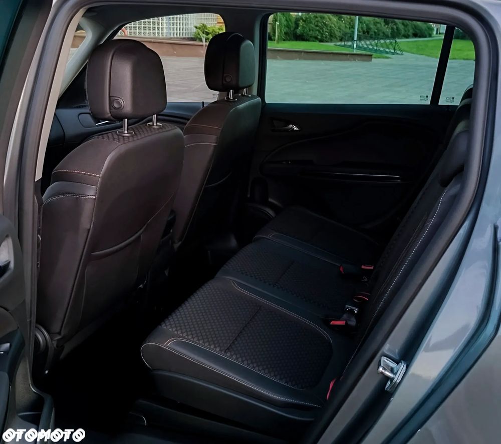 Opel Zafira Tourer 2.0 CDTI Automatik Business Innovation - 19