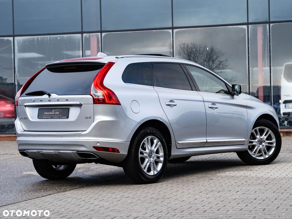 Volvo XC 60 D4 Geartronic Summum - 12