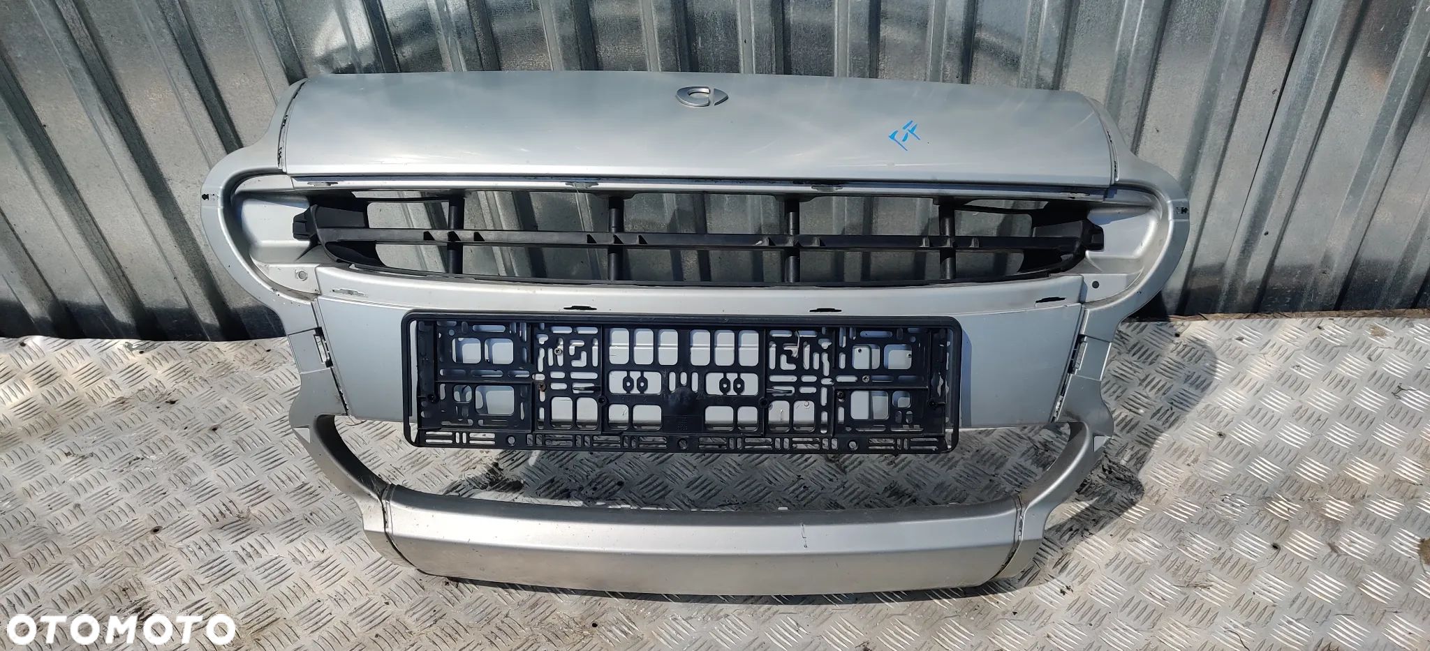 SMART FORFOUR ZDERZAK PRZOD - 1