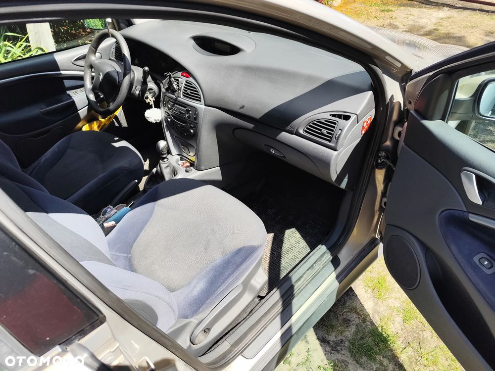 Citroën C5 2.0 HDi SX - 6