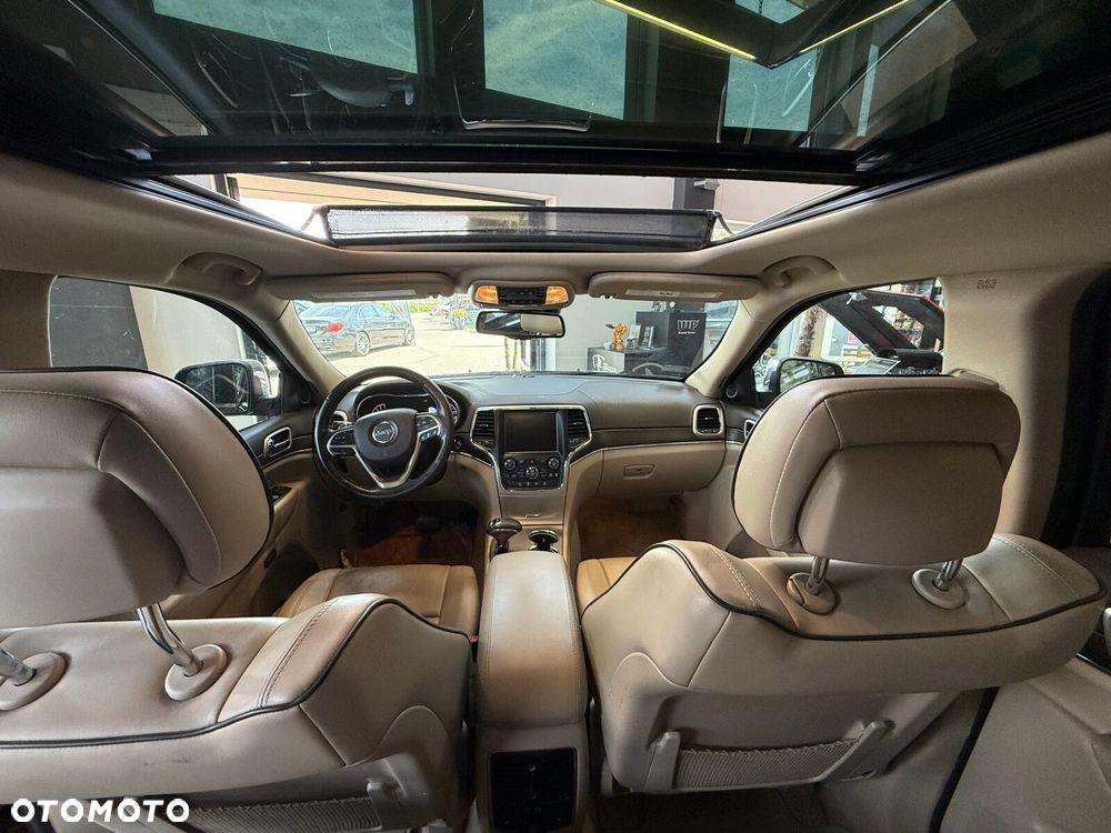 Jeep Grand Cherokee - 20