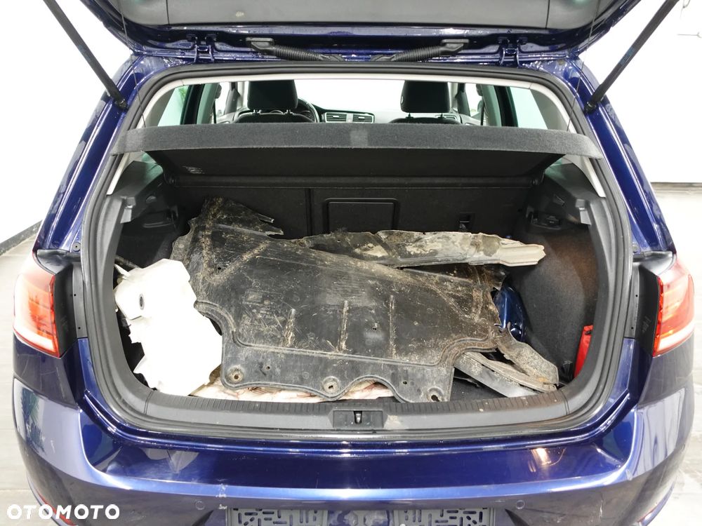 Volkswagen Golf 2.0 TDI SCR Highline - 25