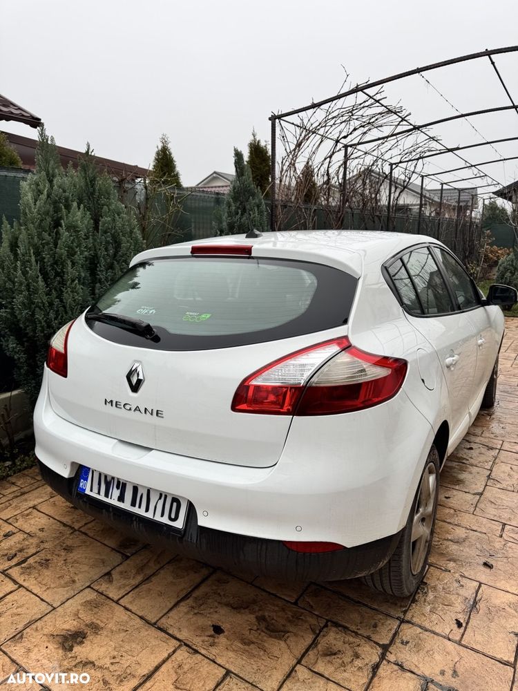 Renault Megane 1.5 dCi EDC Olympic - 8