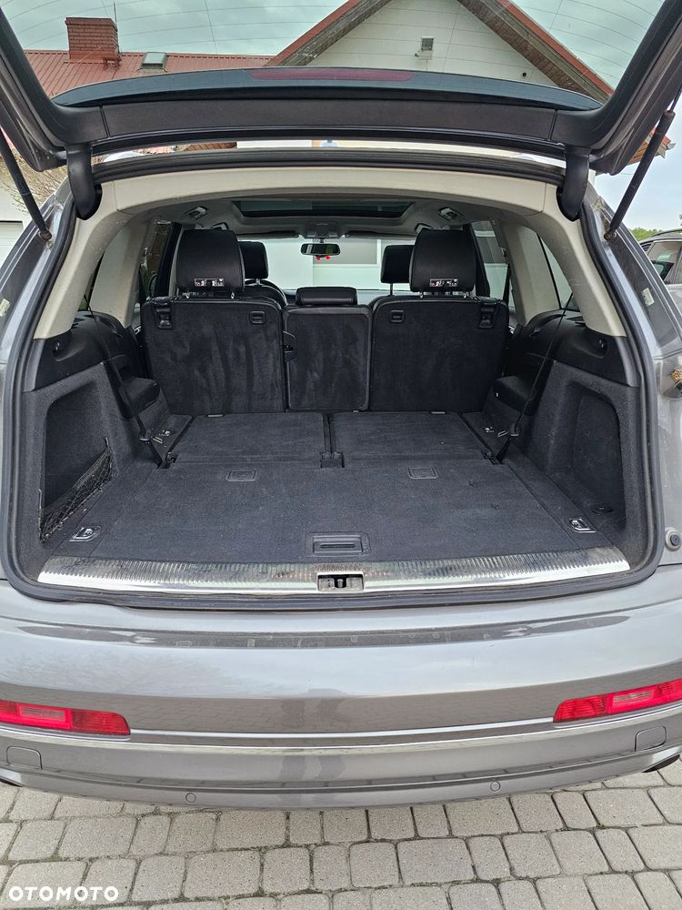 Audi Q7 3.0 TDI DPF clean diesel Quattro Tiptronic - 9