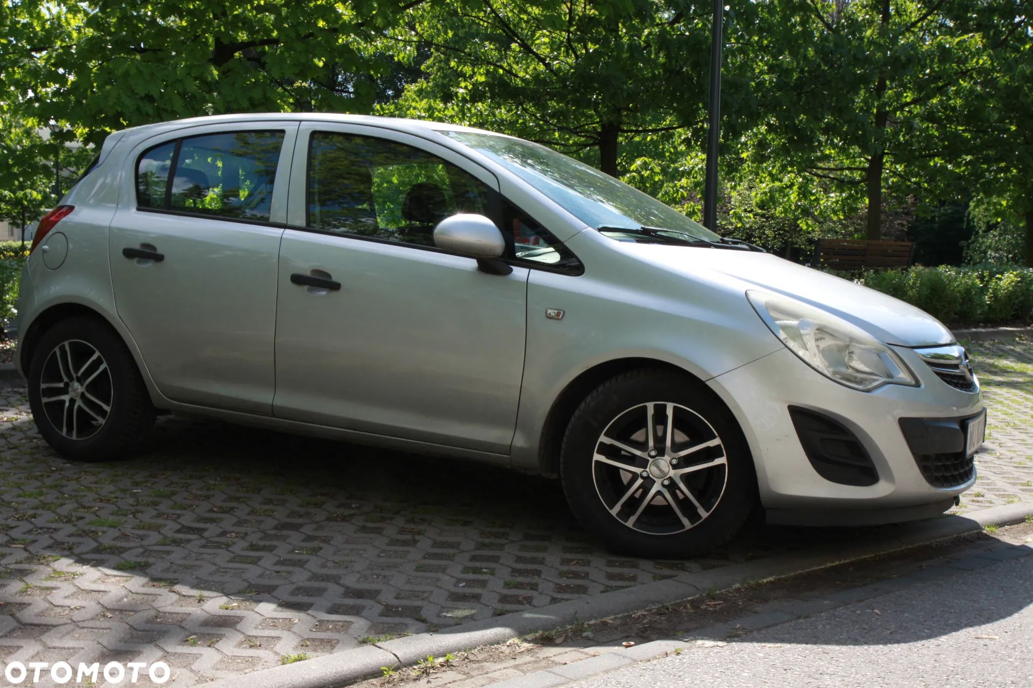 Opel Corsa - 1