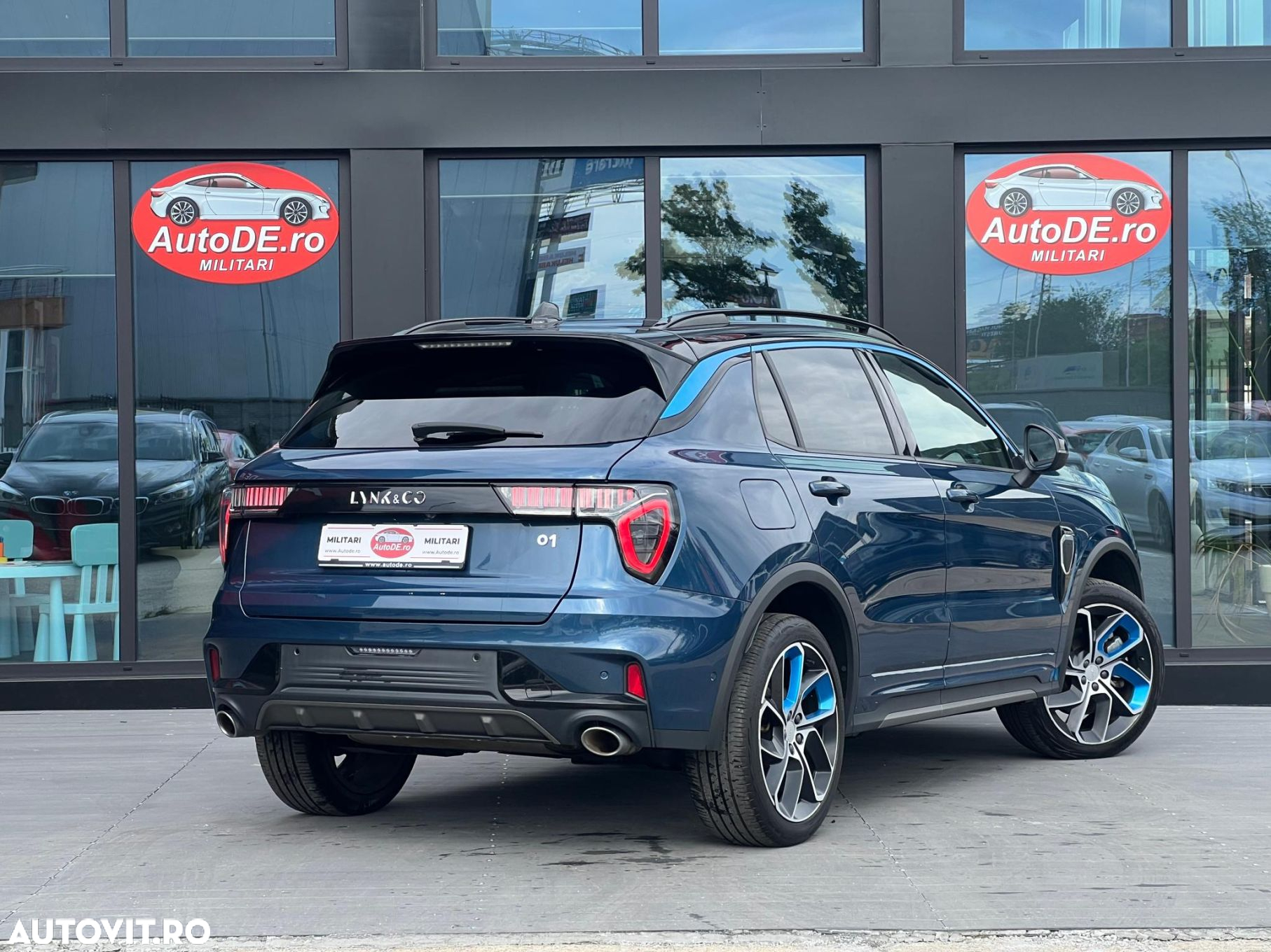 Lynk&Co 01 - 4