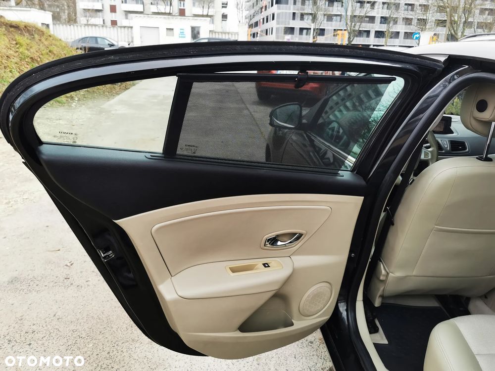 Renault Fluence 2.0 16V Privilege - 25