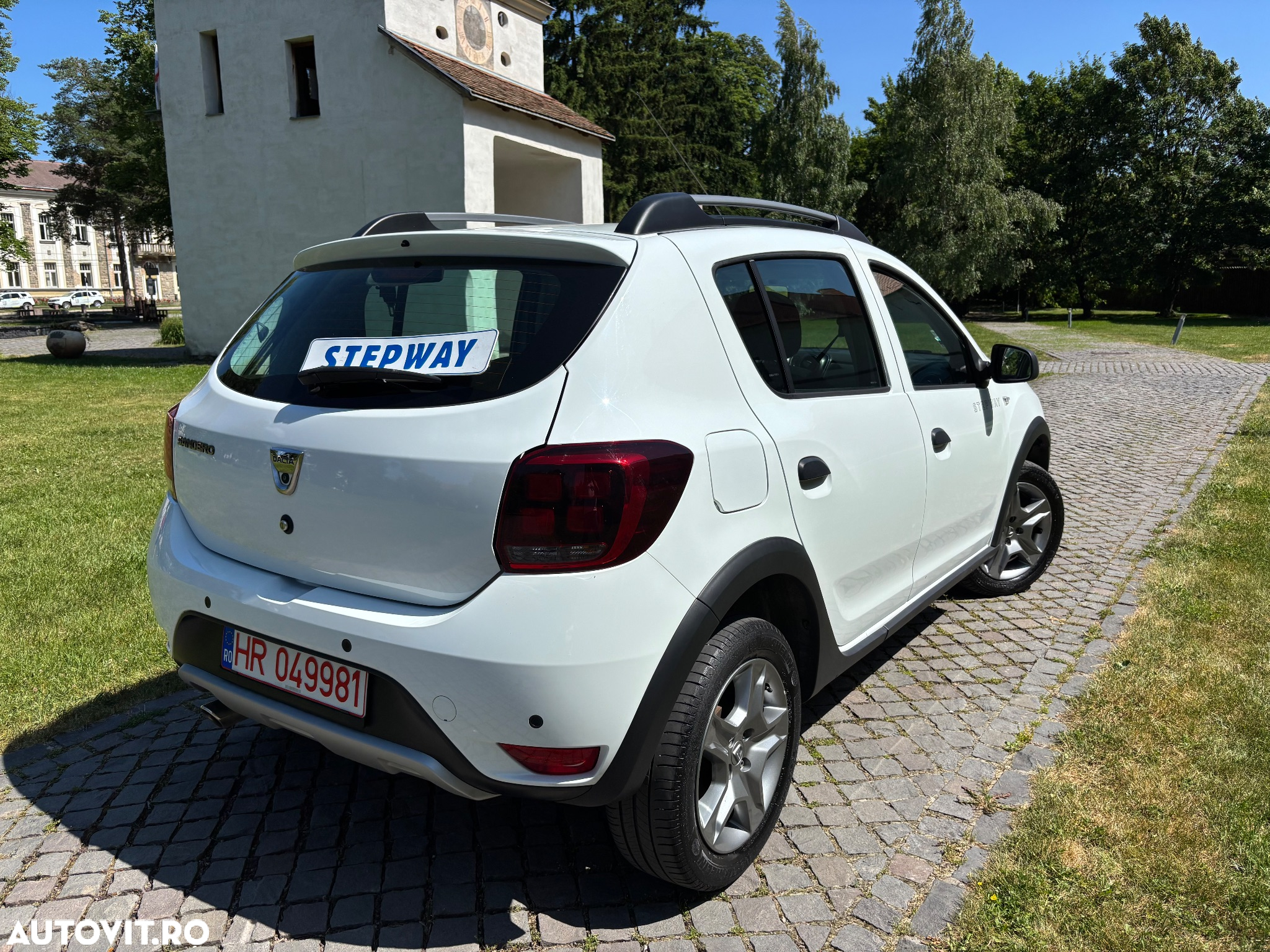 Dacia Sandero Stepway dCi 90 Prestige - 8