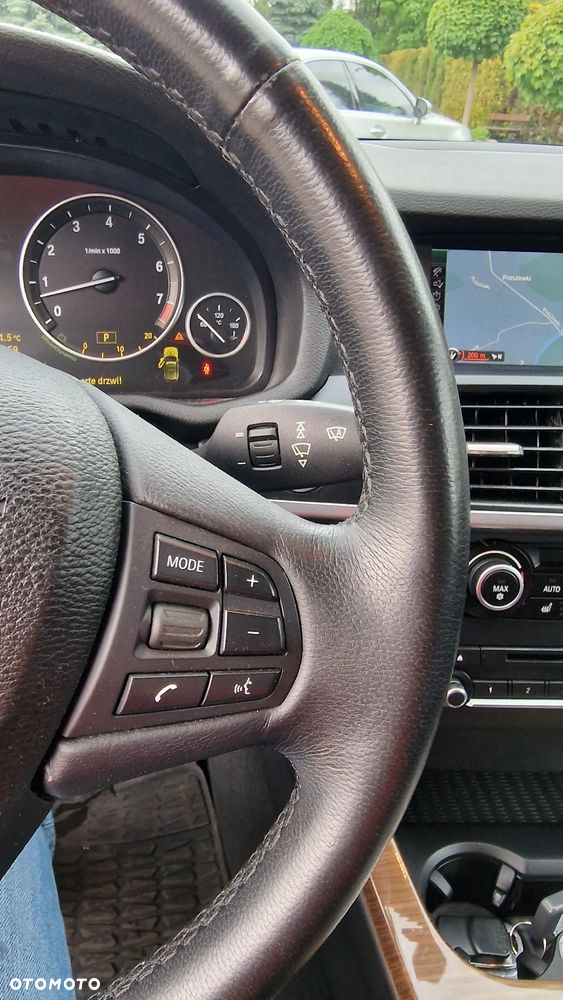 BMW X3 28i xDrive - 28