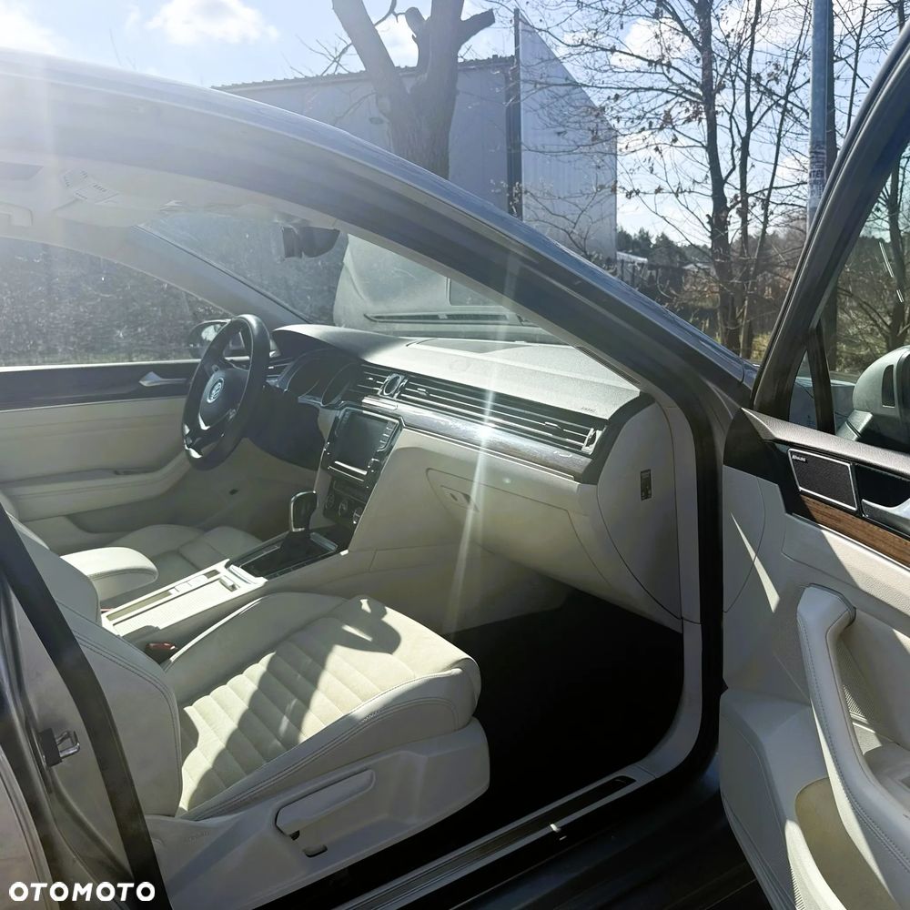Volkswagen Passat 2.0 TSI BMT Highline DSG - 12