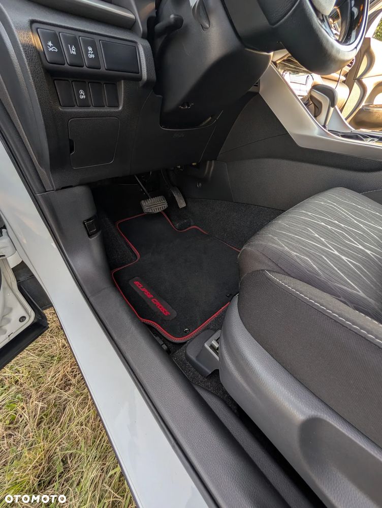 Mitsubishi Eclipse Cross 1.5 T Invite Plus CVT - 22