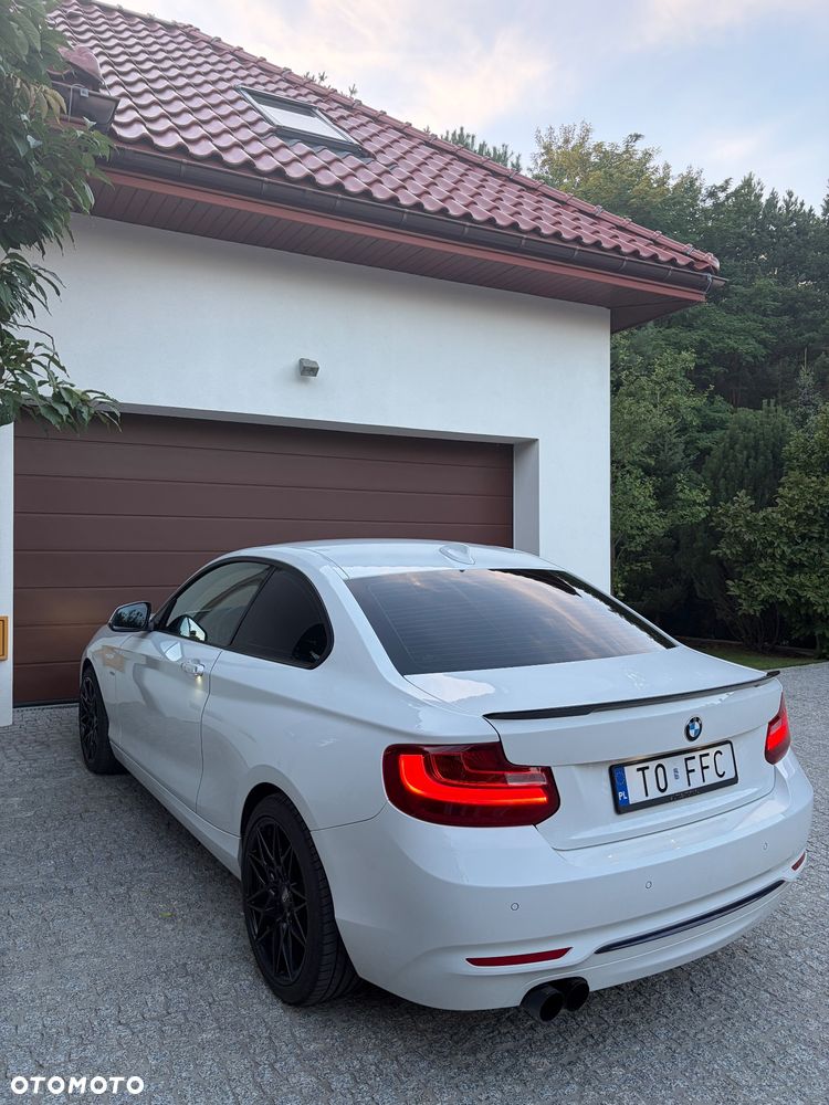 BMW Seria 2 218d Sport Line - 1
