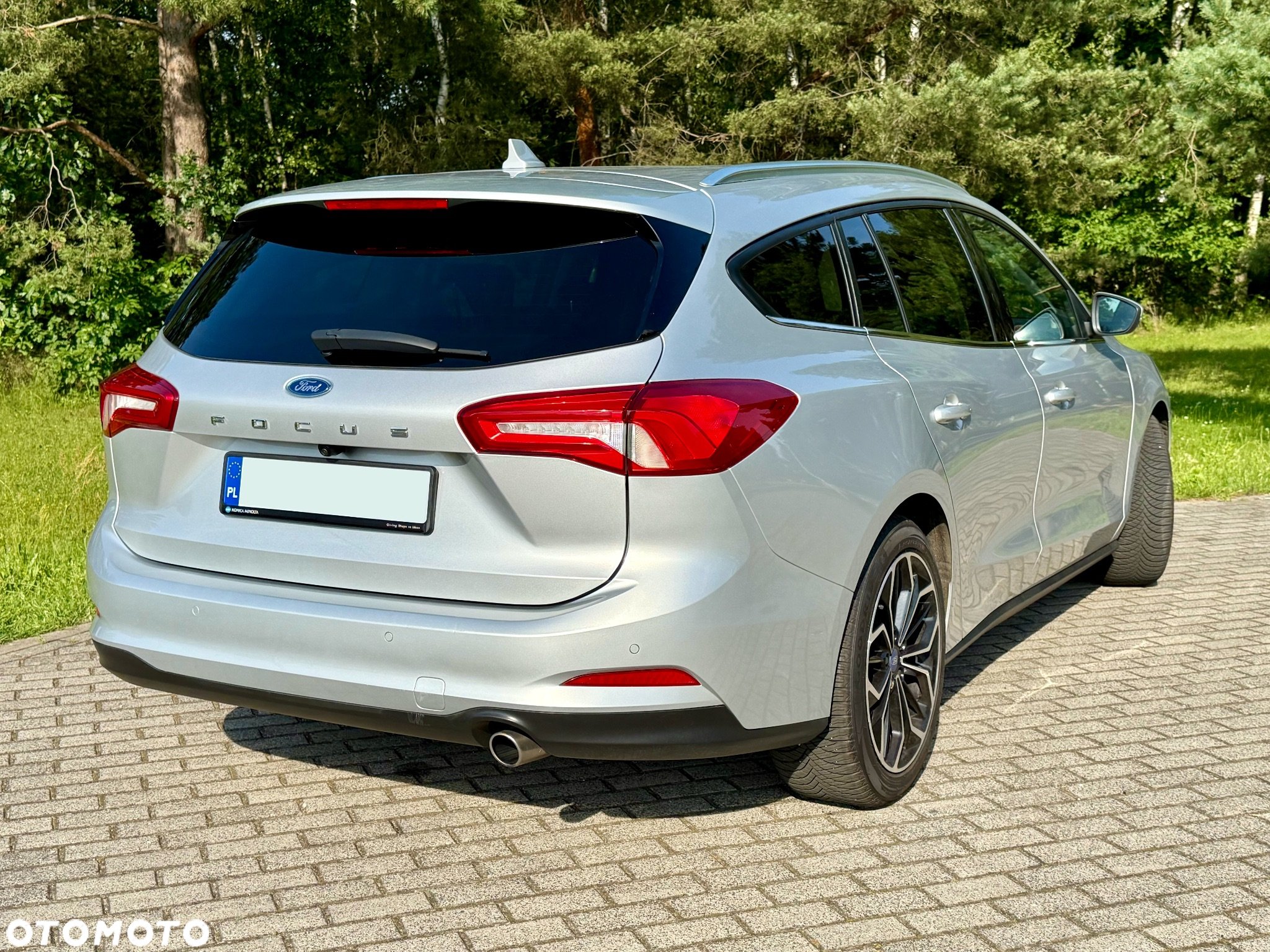 Ford Focus Turnier 1.5 EcoBlue Start-Stopp-System TITANIUM X - 6