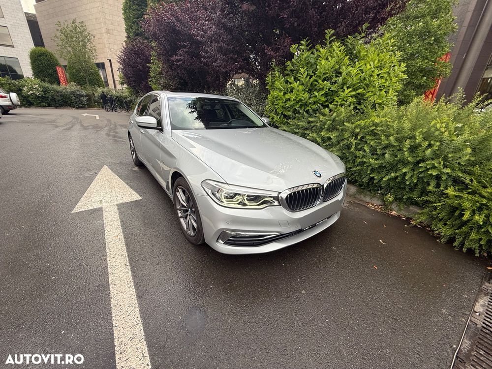 BMW Seria 5 520d Aut. Luxury Line - 9
