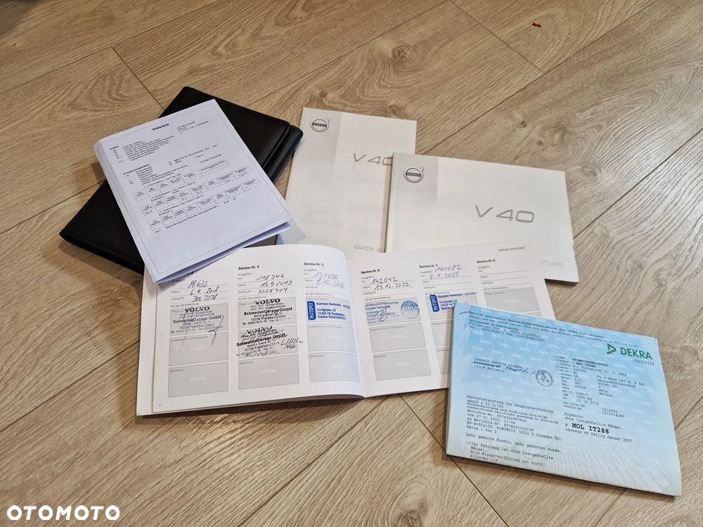 Volvo V40 D2 Geartronic Momentum - 40