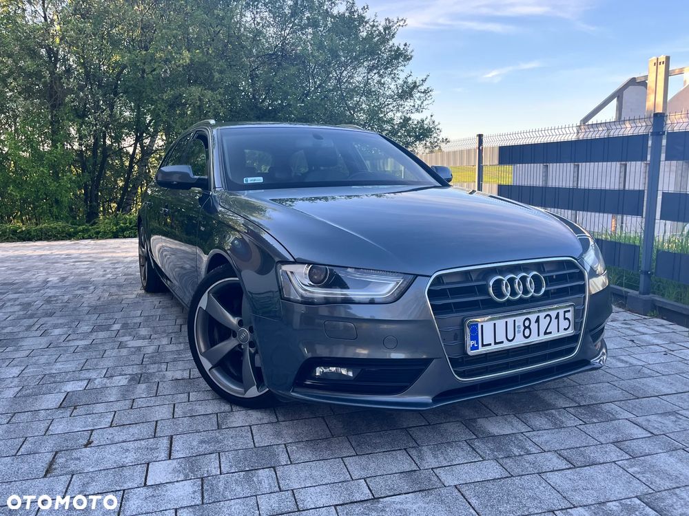 Audi A4 Avant 2.0 TDI DPF clean diesel S line Sportpaket - 1