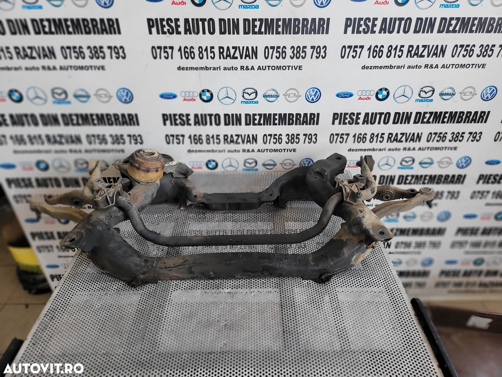 Jug Cadru Motor Mercedes E Class W211 2.7 Cdi Motor A612 Dezmembrez Mercedes E Class W211 2.7 Cdi A - 2