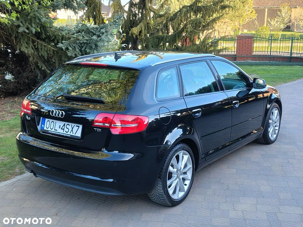 Audi A3 Sportback 2.0 TDI Ambition - 4