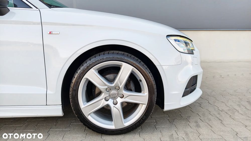 Audi A3 Limousine 1.6 TDI (clean diesel) S line Sportpaket - 18