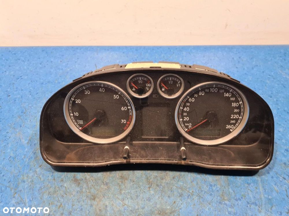 VOLKSWAGEN PASSAT B5 FL 1.8T LICZNIK 3B0920807 - 1