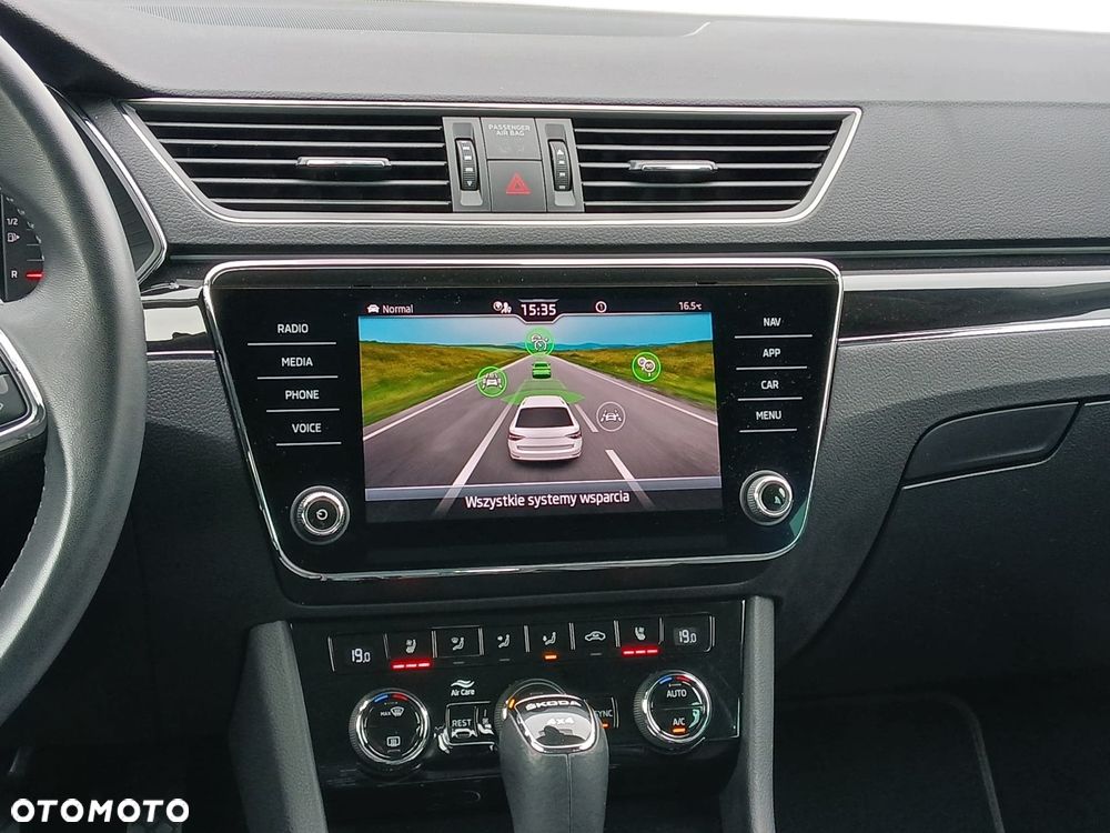 Skoda Superb 2.0 TSI 4x4 L&K DSG - 28