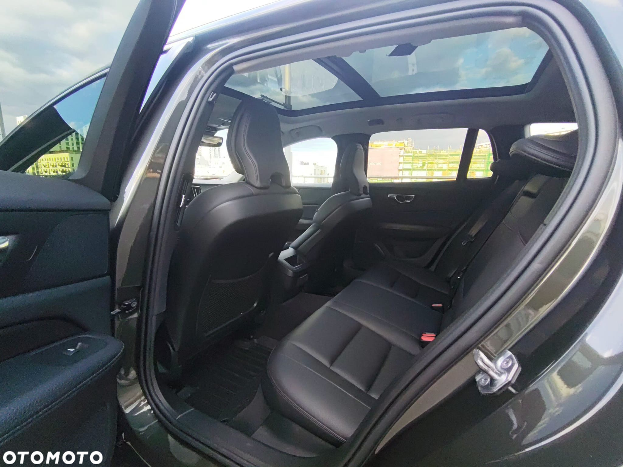 Volvo V60 - 24