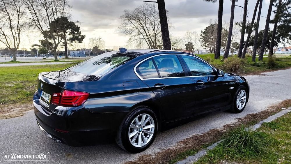 BMW 525 d Line Luxury Auto - 2