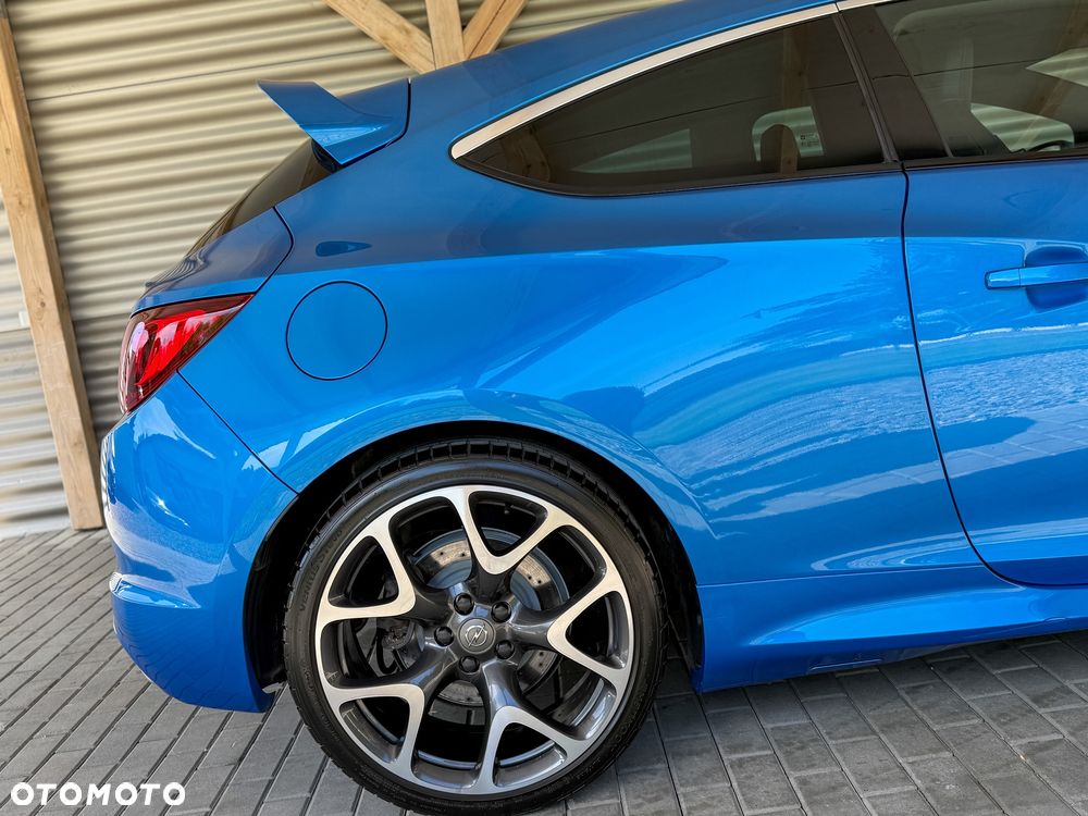 Opel Astra OPC - 8