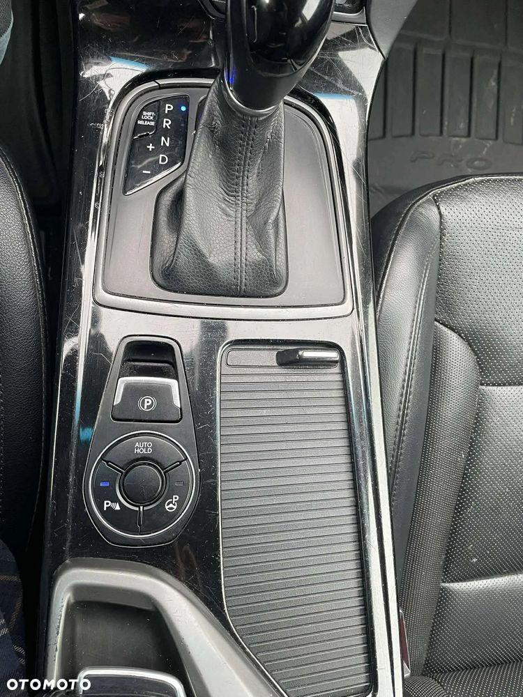 Hyundai i40 1.7 CRDi Premium DCT - 11