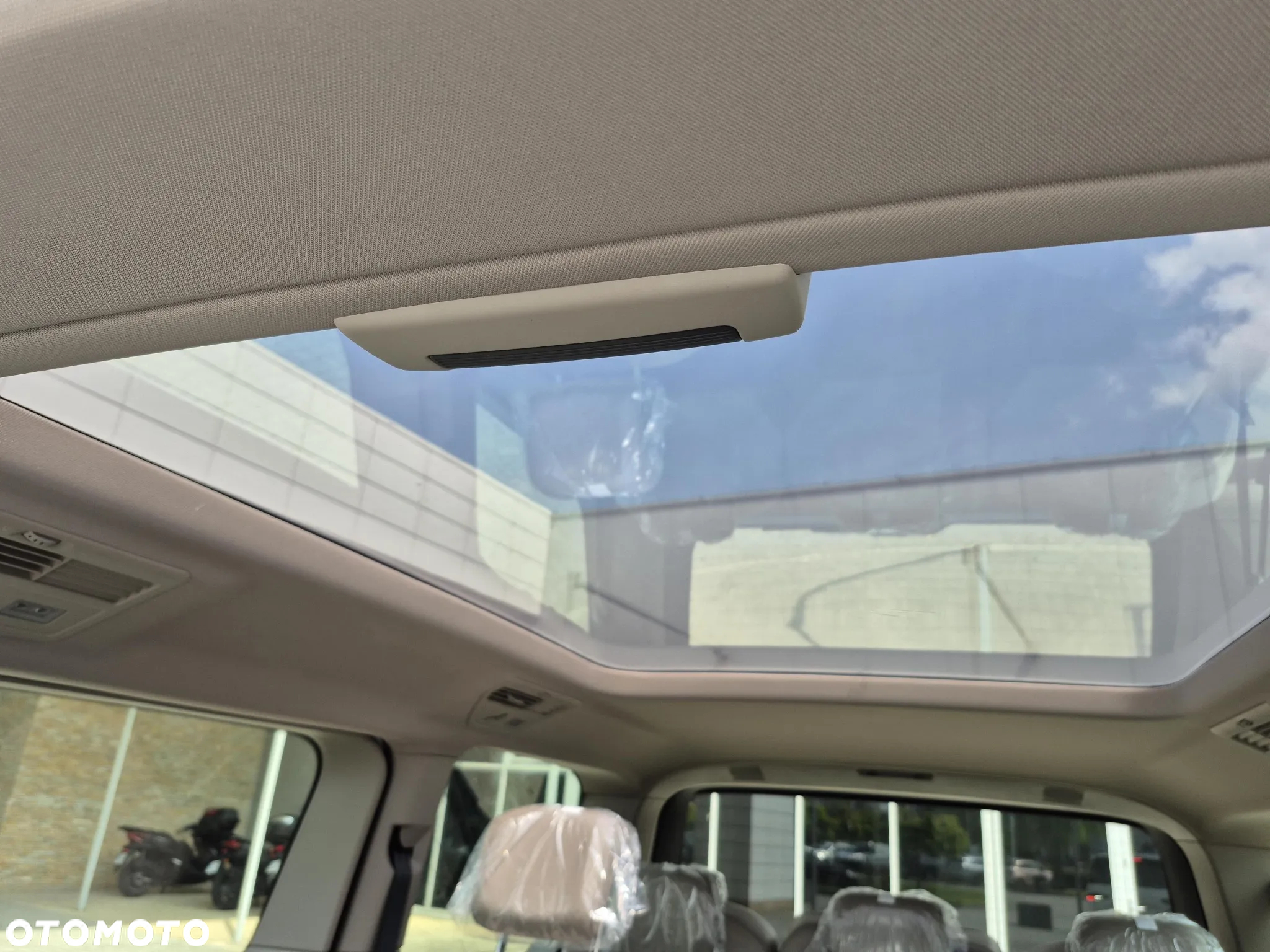 Volkswagen Multivan 1.5 eHybrid PHEV 4Motion L2 Edition DSG - 20