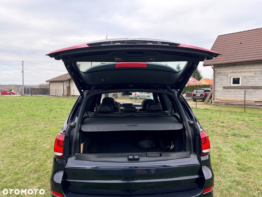 BMW X5 M M50d Sport-Aut - 8