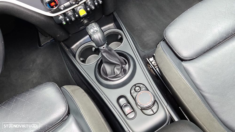 MINI Countryman Cooper SE ALL4 Auto - 21