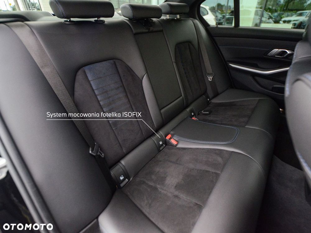 BMW Seria 3 320d xDrive M Sport sport - 27