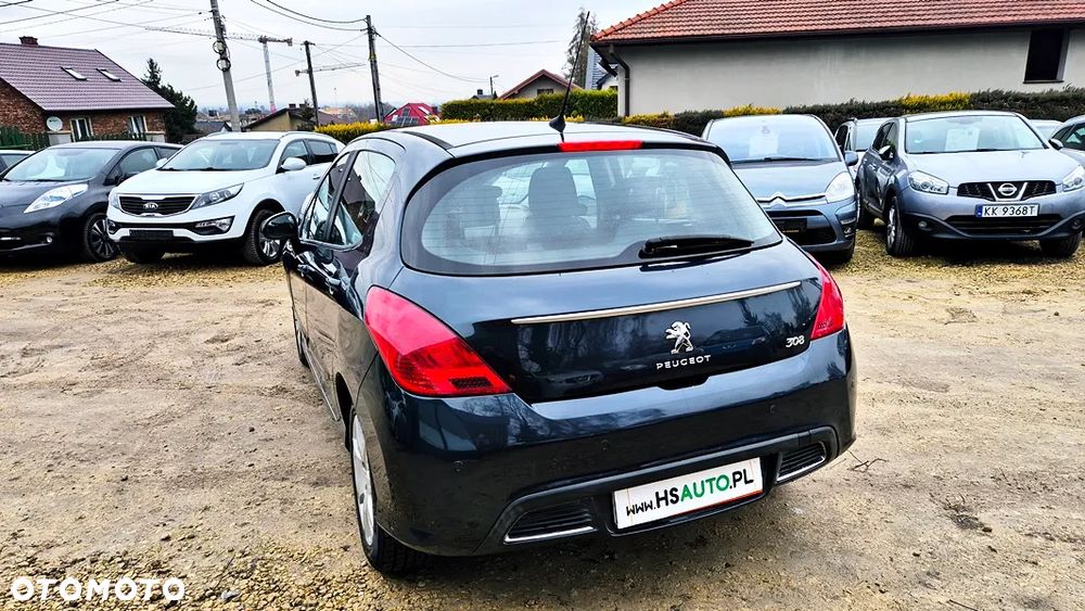 Peugeot 308 1.6 Premium Plus - 18
