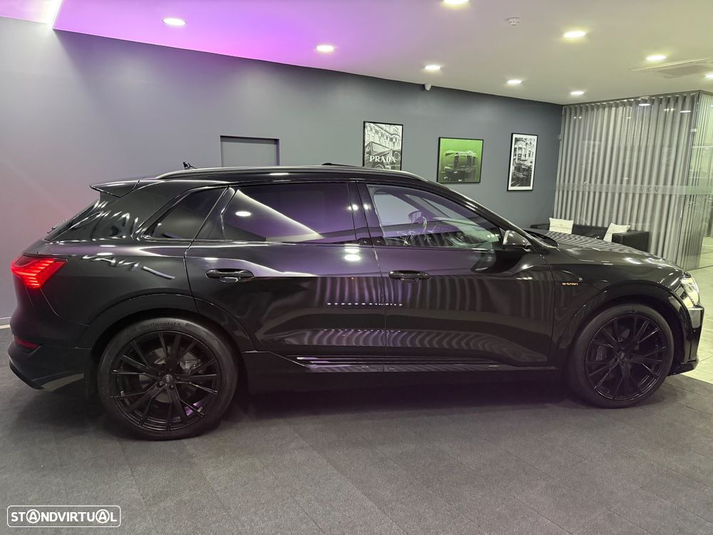 Audi e-tron 50 quattro S line - 11