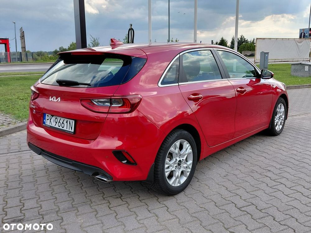 Kia Ceed 1.5 T-GDI M - 5