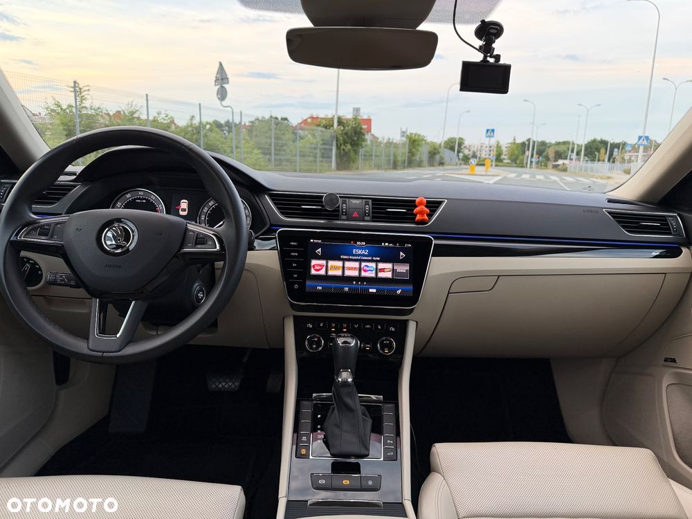 Skoda Superb 1.5 TSI L&K DSG - 27