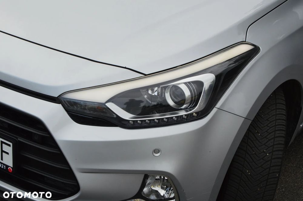 Hyundai i20 1.4 Premium - 22