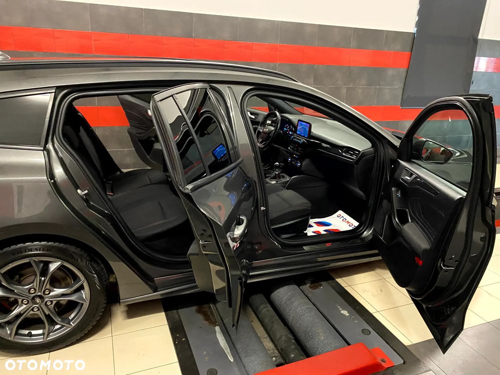 Ford Focus 2.0 EcoBlue ST-Line - 22