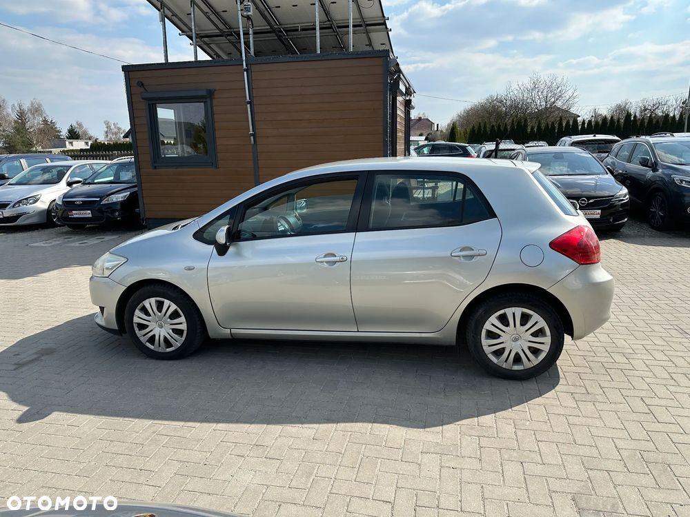 Toyota Auris - 5
