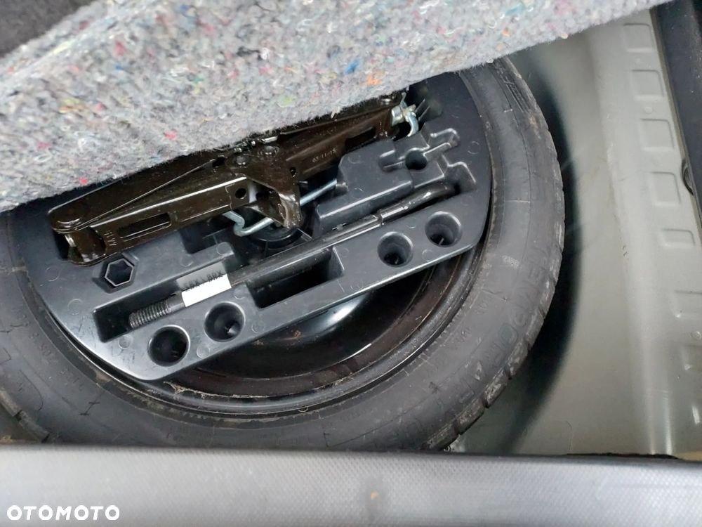 Renault Captur 1.2 Energy TCe Limited EDC - 17