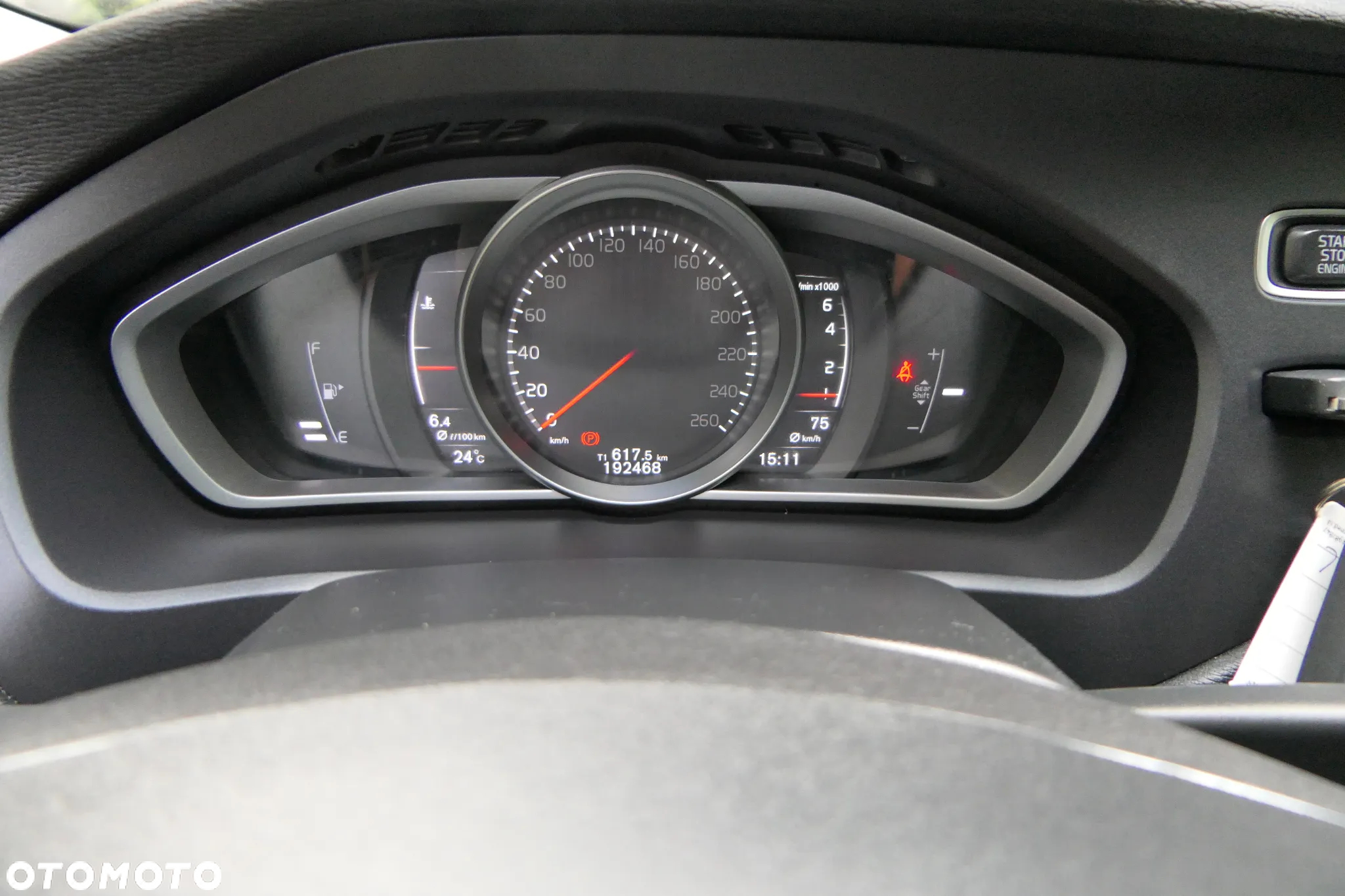 Volvo V40 T3 Drive-E Momentum - 21