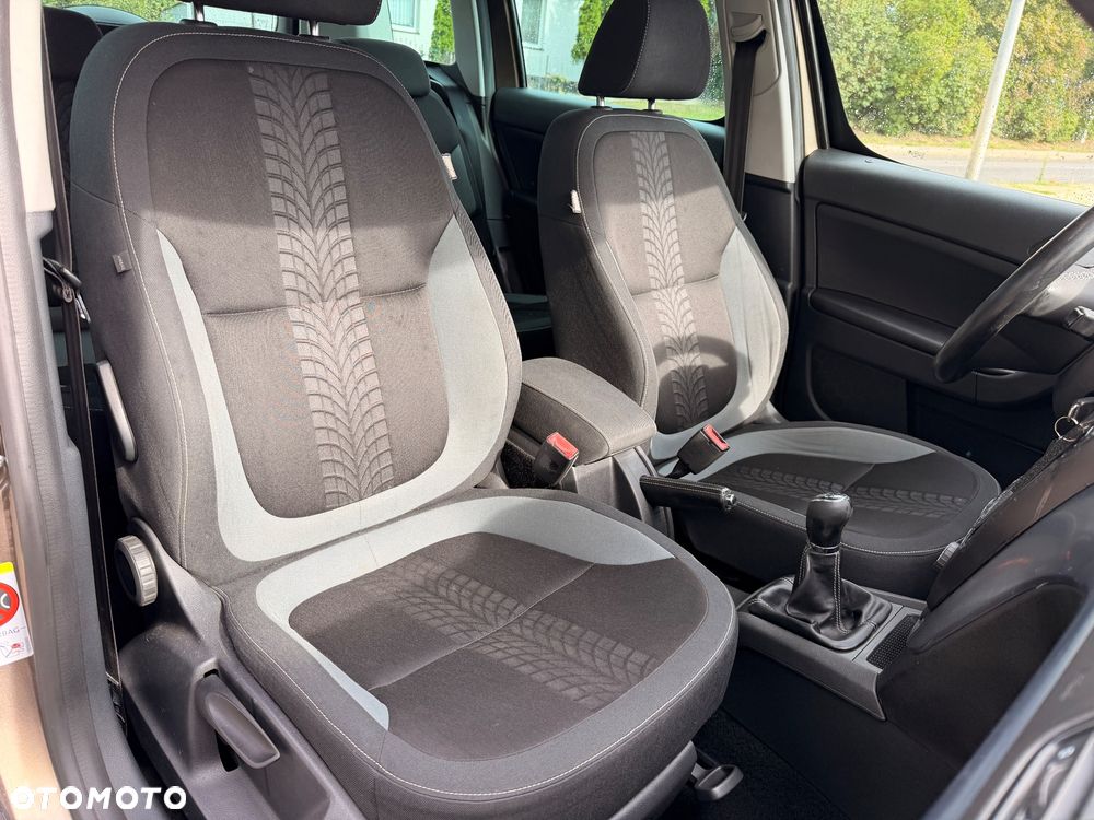 Skoda Yeti 1.4 TSI Adventure - 17