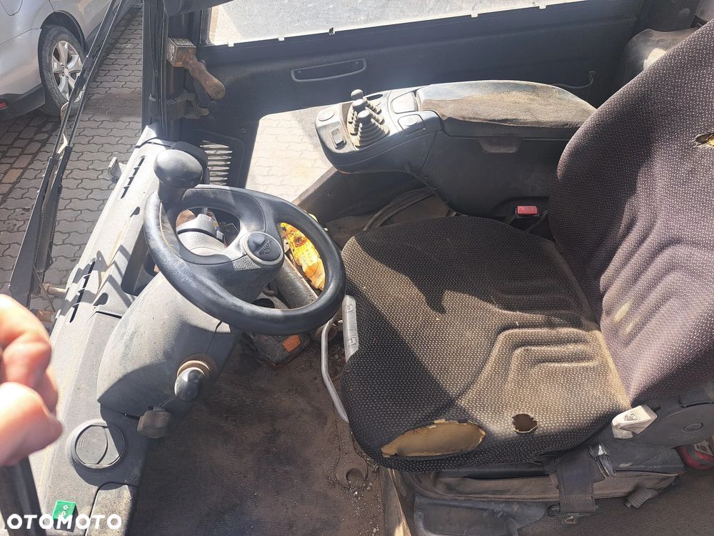 WÓZEK WIDŁOWY LINDE H45D-02 2013r - 10